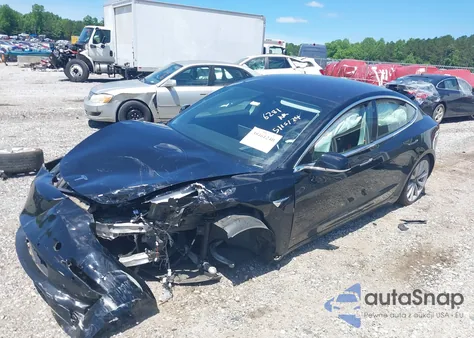 2018 Tesla Model 3 Long Range/Mid Range из США, поврежденный, VIN 5YJ3E1EA0JF176281